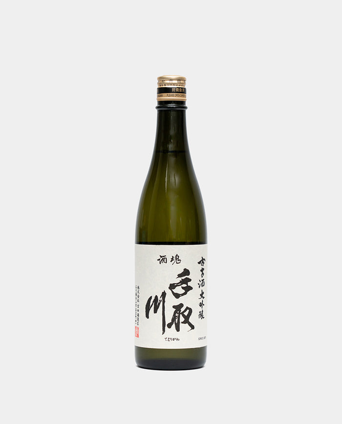 手取川　大吟醸 古古酒 1800ml 豪華木箱入り 【大特価品】 Amazon.co.jp: 手取川 古古酒大吟醸 1800ml : 食品・飲料・お酒